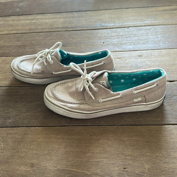 Women’s tan Keds size 7 - Picture 2 of 5